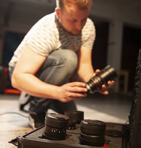 hintergrund_objektive Produktvideo_Filmproduktion_Stuttgart_Objektive_in_Koffer